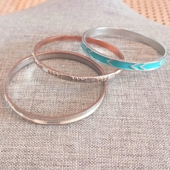 Set of Three Silvertone and Turquoise Bangles - Pre-loved - Picture 1 of 2